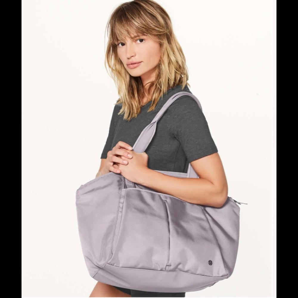 Lululemon Free to Be Bag